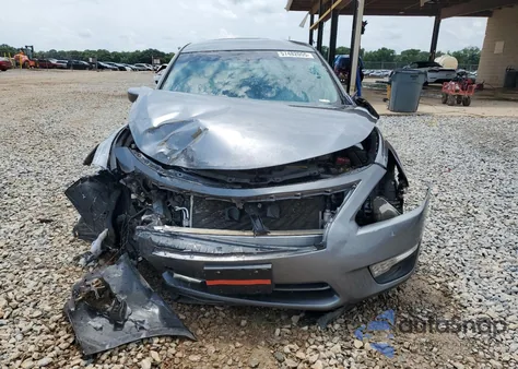 2015 Nissan Altima 2.5 from USA, damaged, VIN 1N4AL3AP0FC104168